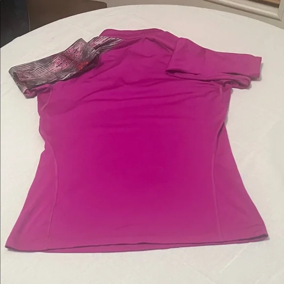 Nike Women's Pink and Black Short Sleeve Tee - Picture 5 of 5